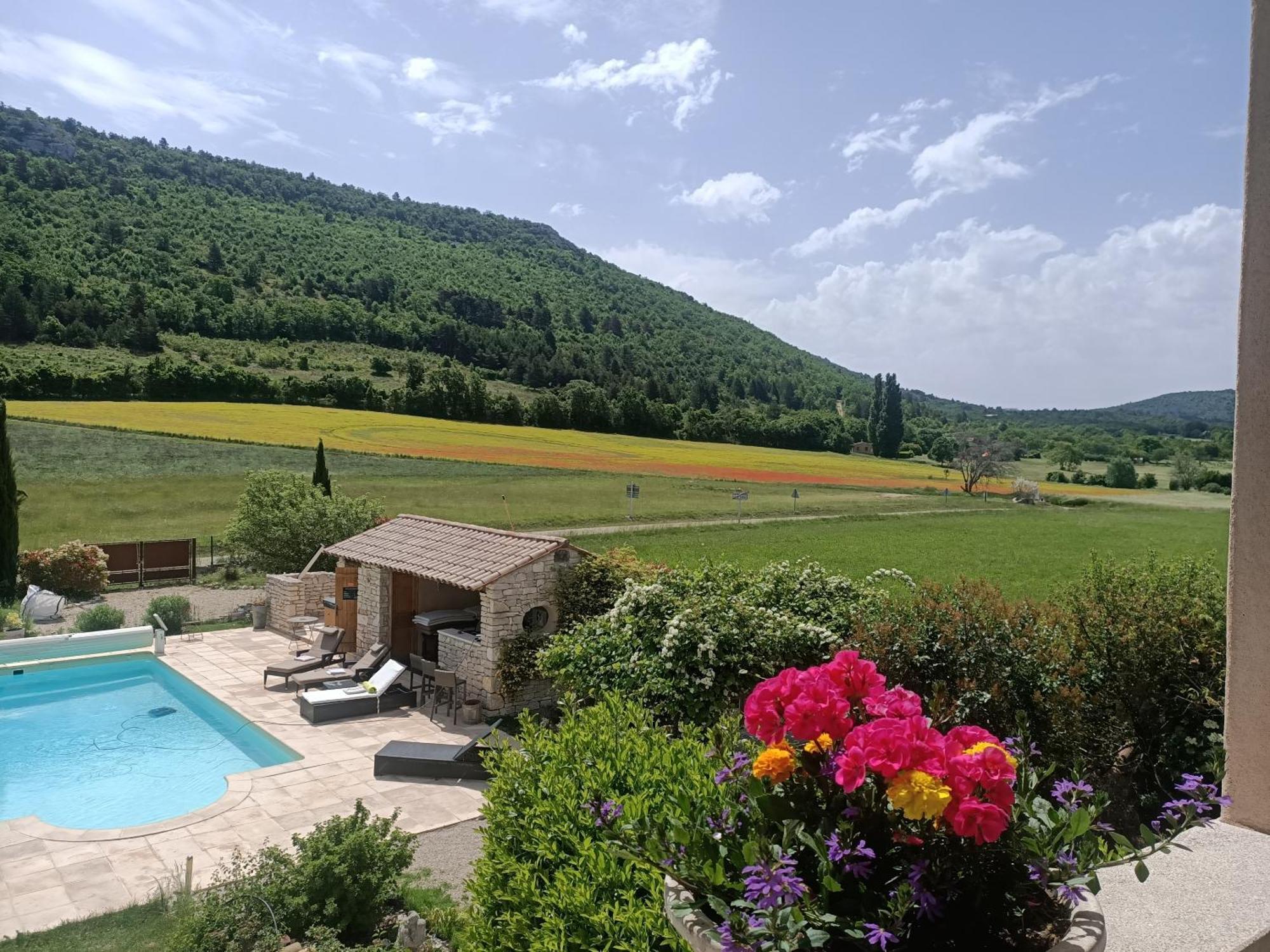 Mon Ventoux - Cozyhotes Sault-de-Vaucluse Camera foto